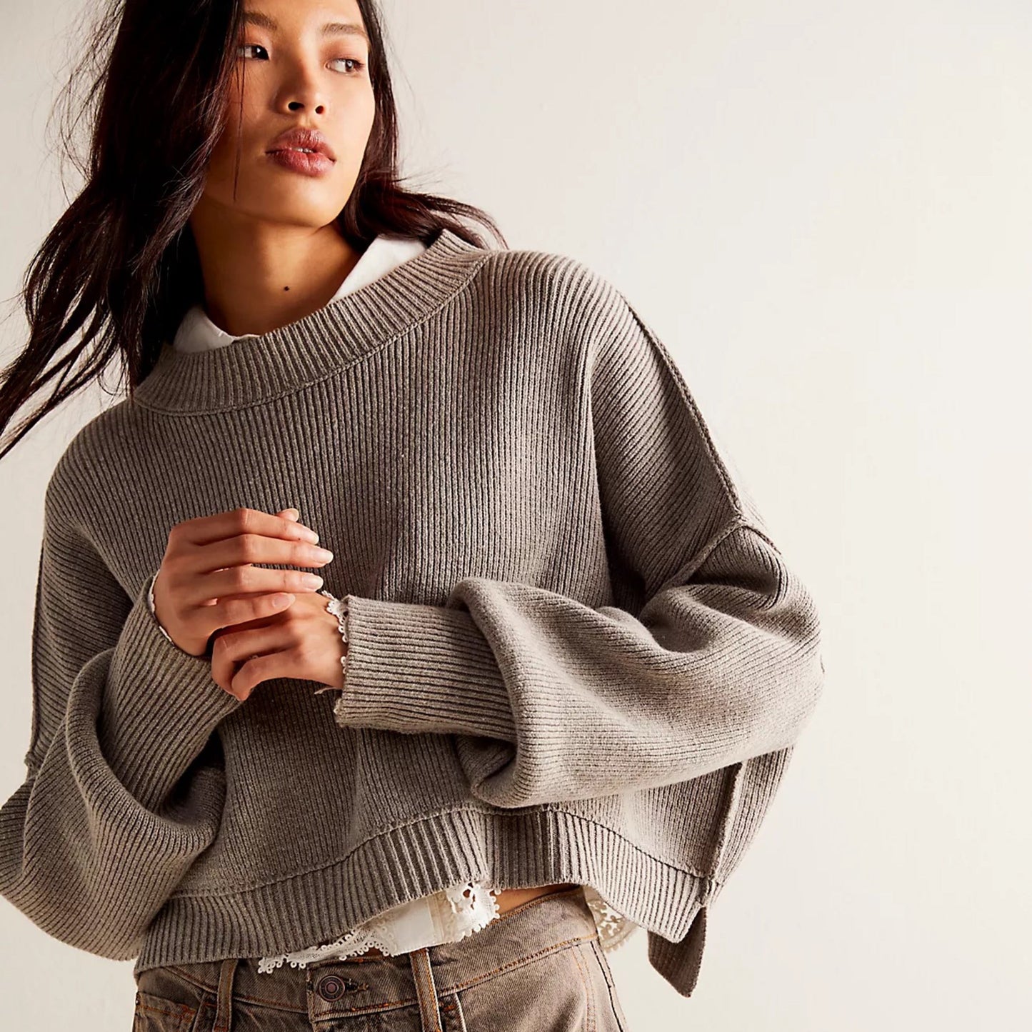 Easy Street Crop Pull Over