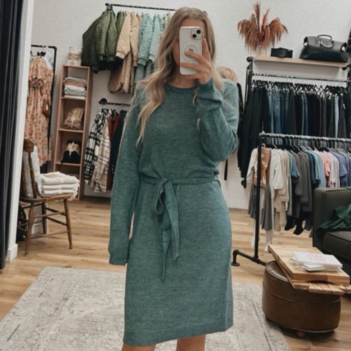 Juliana O-Neck Dress