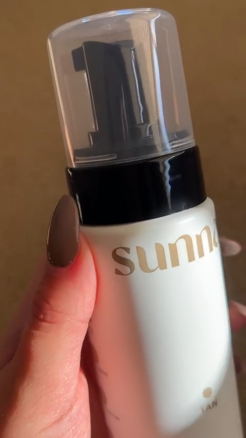 Colour Me Dark Express Tanning Mousse