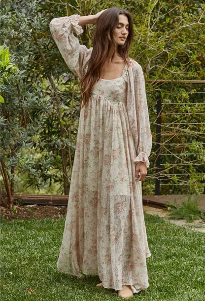 Woven Polyester Chiffon Floral
Flare Maxi Dress