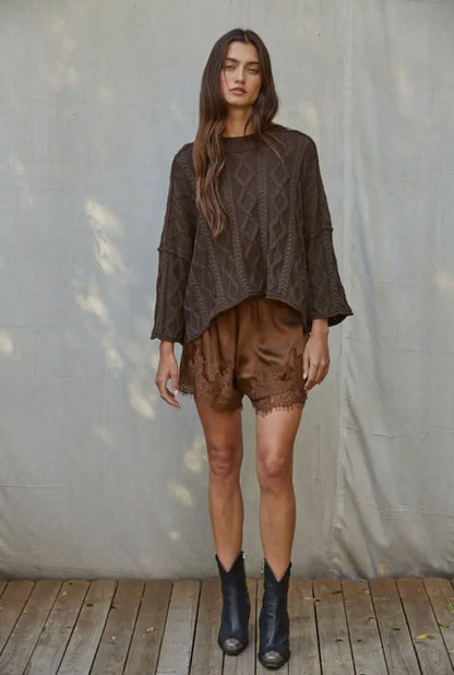 Woven Elastic Waist Shorts with Lace Detail