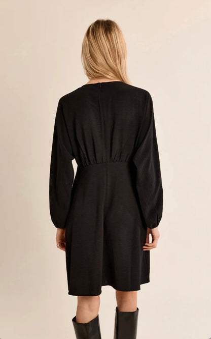 Short belted dress, V-neck