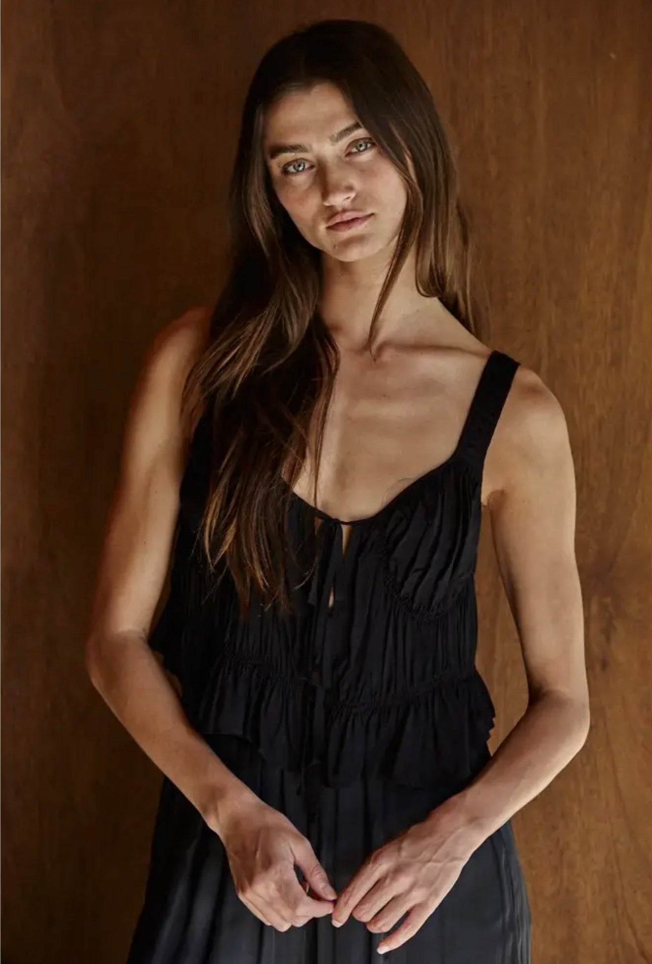 Woven Rayon Plunged V-Neck
Sleeveless Smocked Top