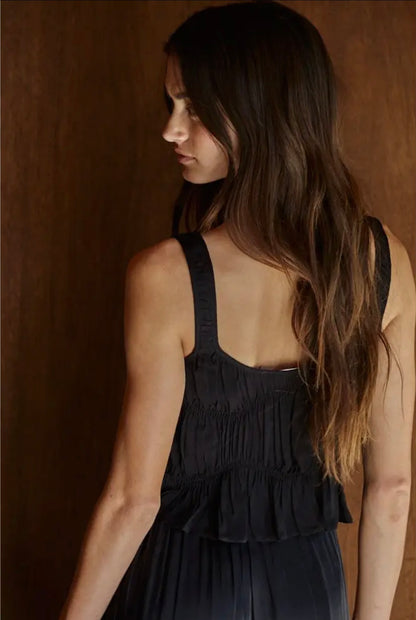 Woven Rayon Plunged V-Neck
Sleeveless Smocked Top