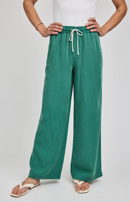 Camille Pant