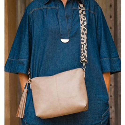 Daisy Tyler Crossbody Bag