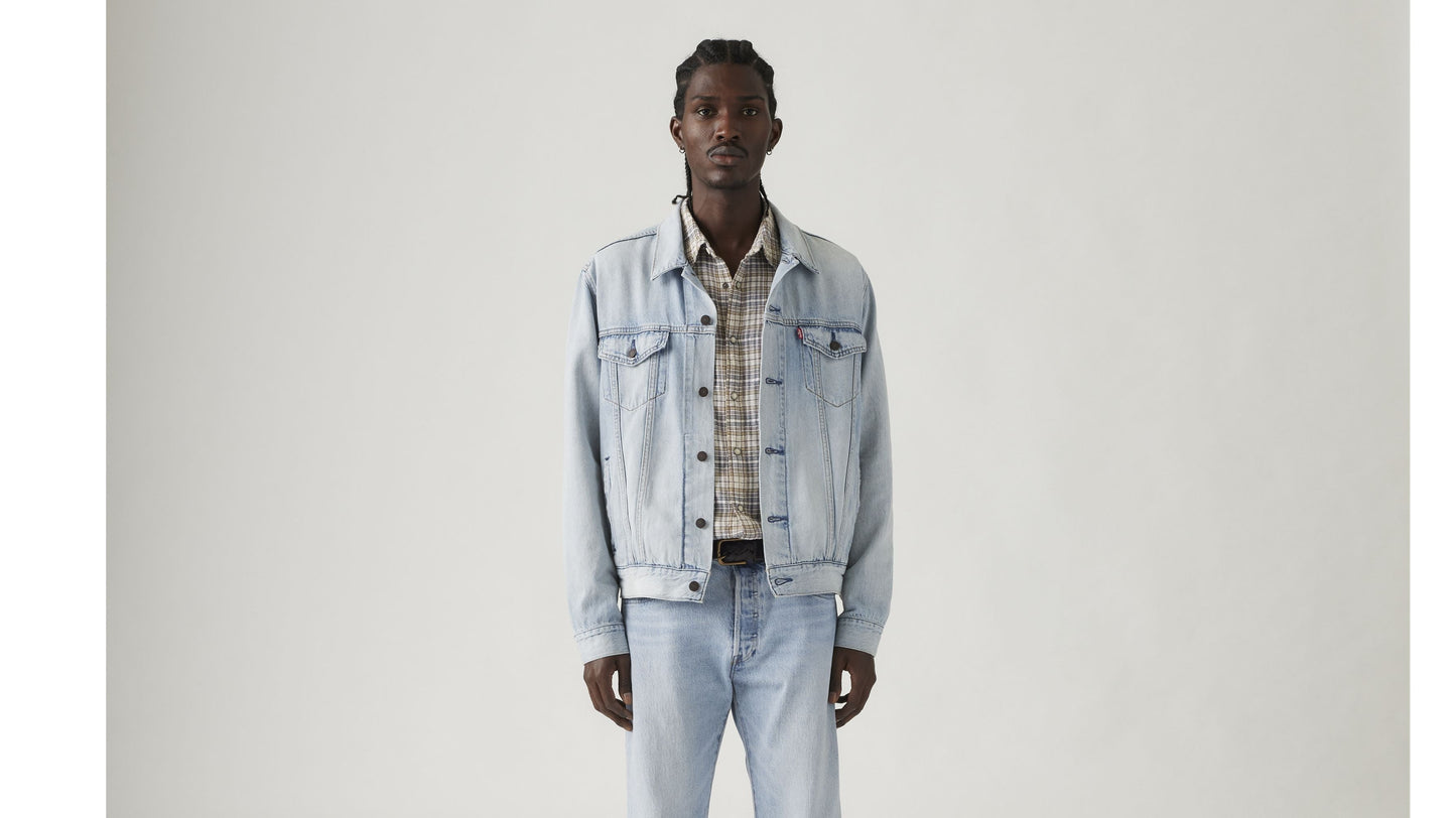 The trucker jacket build a house